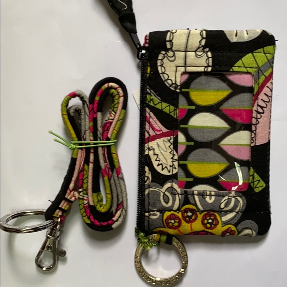 Vera Bradley zip id and lanyard Mpon blooms